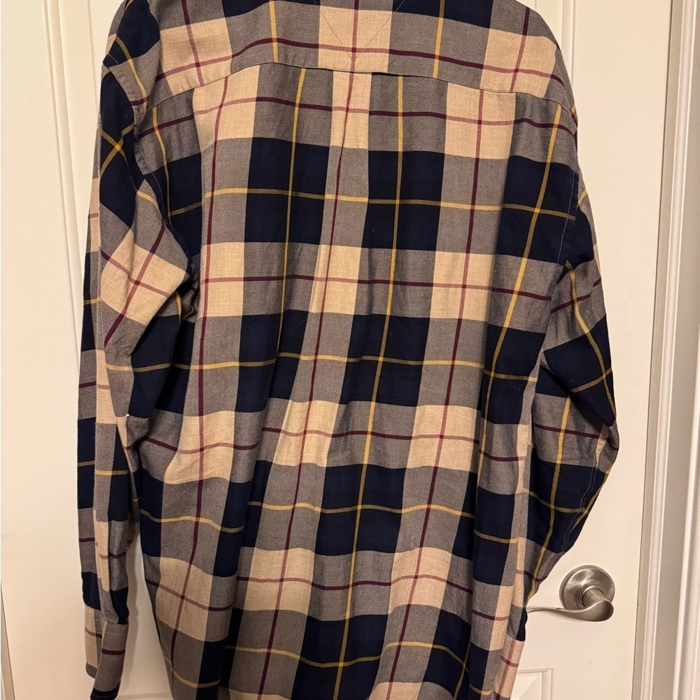 Tommy Hilfiger Plaid Men's Shirt - Navy and Beige Sz L - Picture 6 of 7